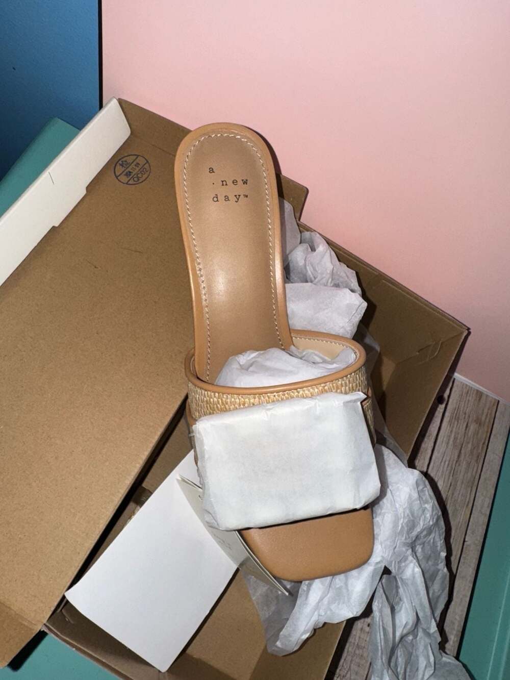 A New Day Women's Kathleen Raffia Buckle Block Heels Beige Size 8 NWT - Picture 3 of 4